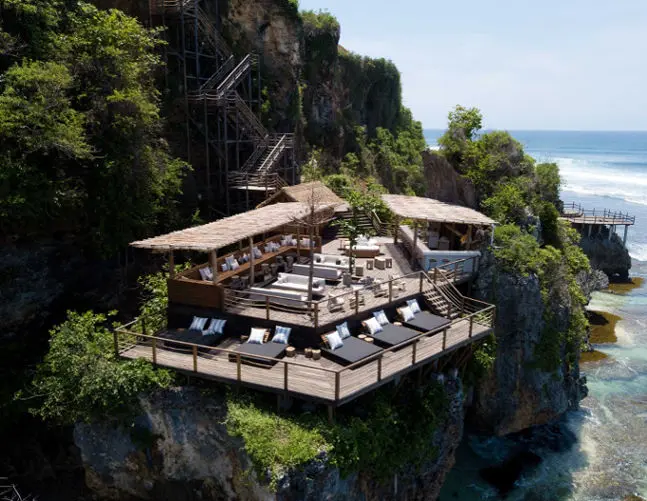 Ocean Deck at Ulu Cliffhouse