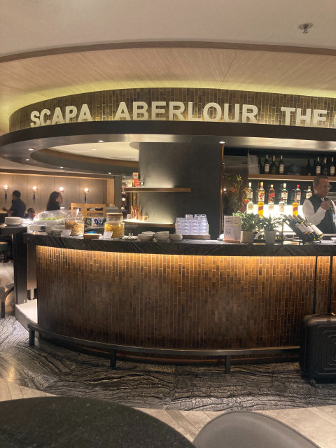 AeroBar boasts the airports largest selection of whisky