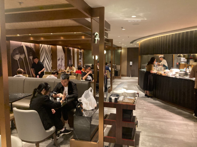 In addition to the AeroBar there is Primo is the dining area where guests can enjoy a variety of food and beverage options