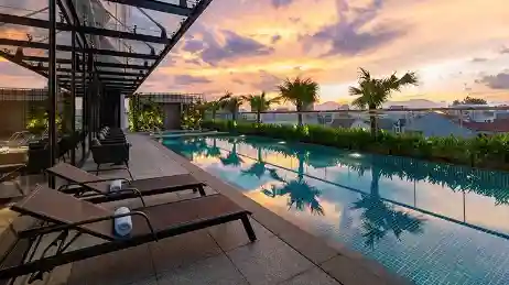 Crowne Plaza Danang City Centre Swimming Pool