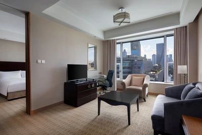 HI Chengdu Centry city 1 King Bed 1 Bedroom Suite Living and Dining